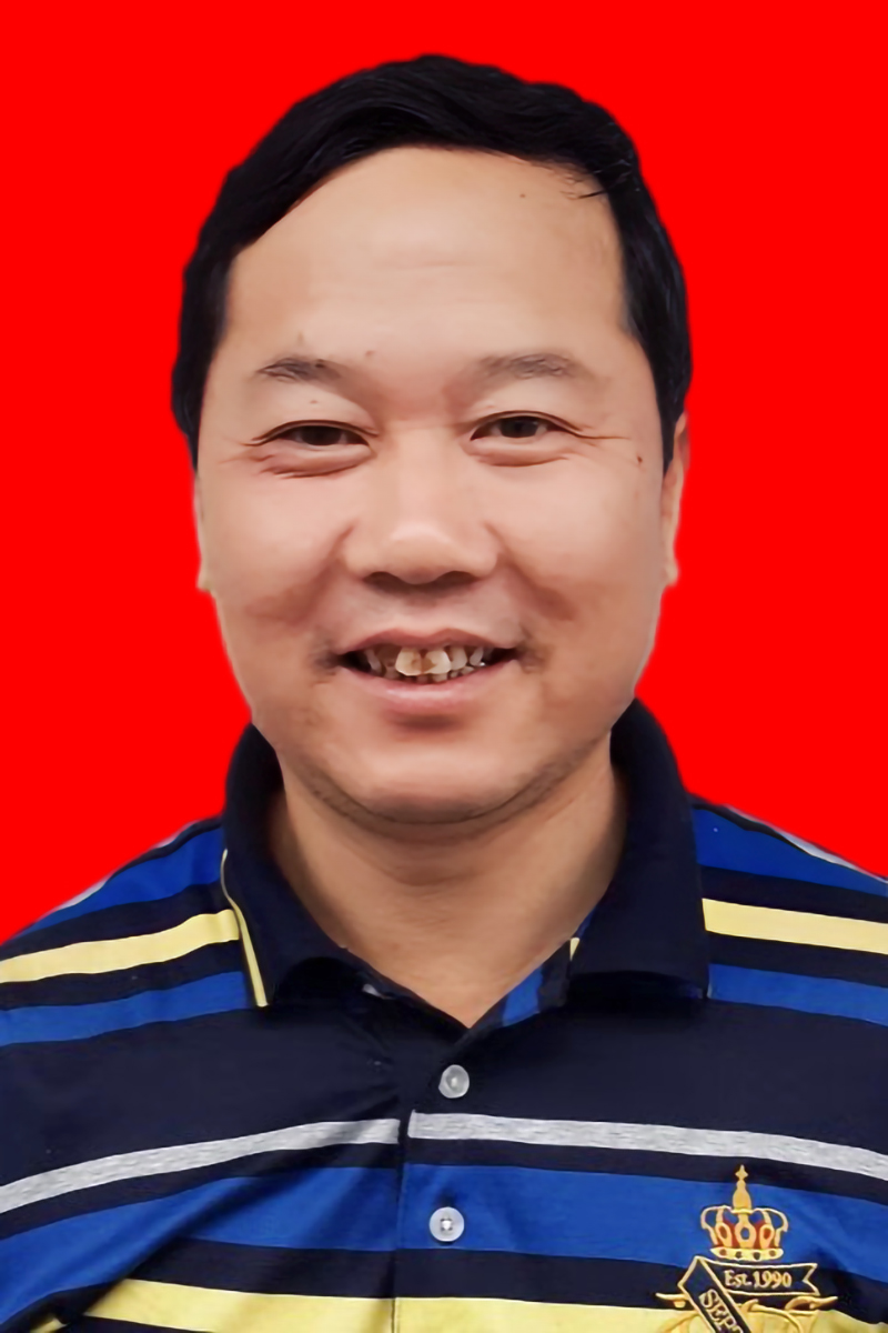 袁小忠  副会长，云南正中岩土工程有限公司董事长