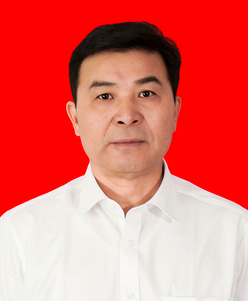 华文潮  副会长，云南福星置业有限公司总经理
