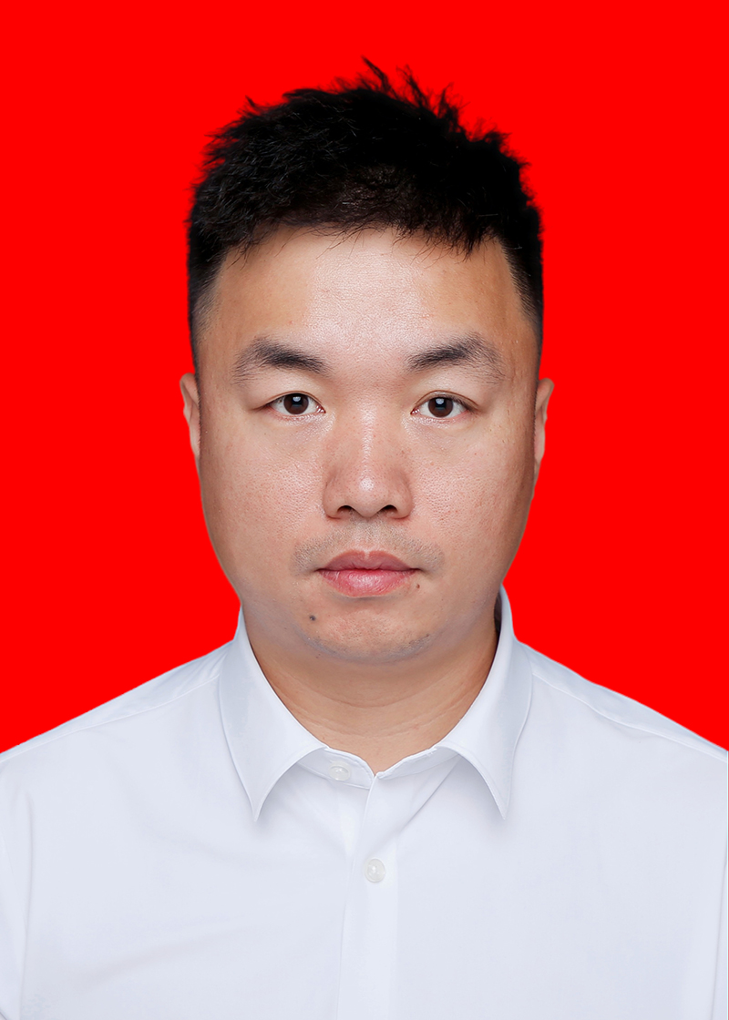 赵煜远  副会长，浙江启硕电力科技有限公司董事长