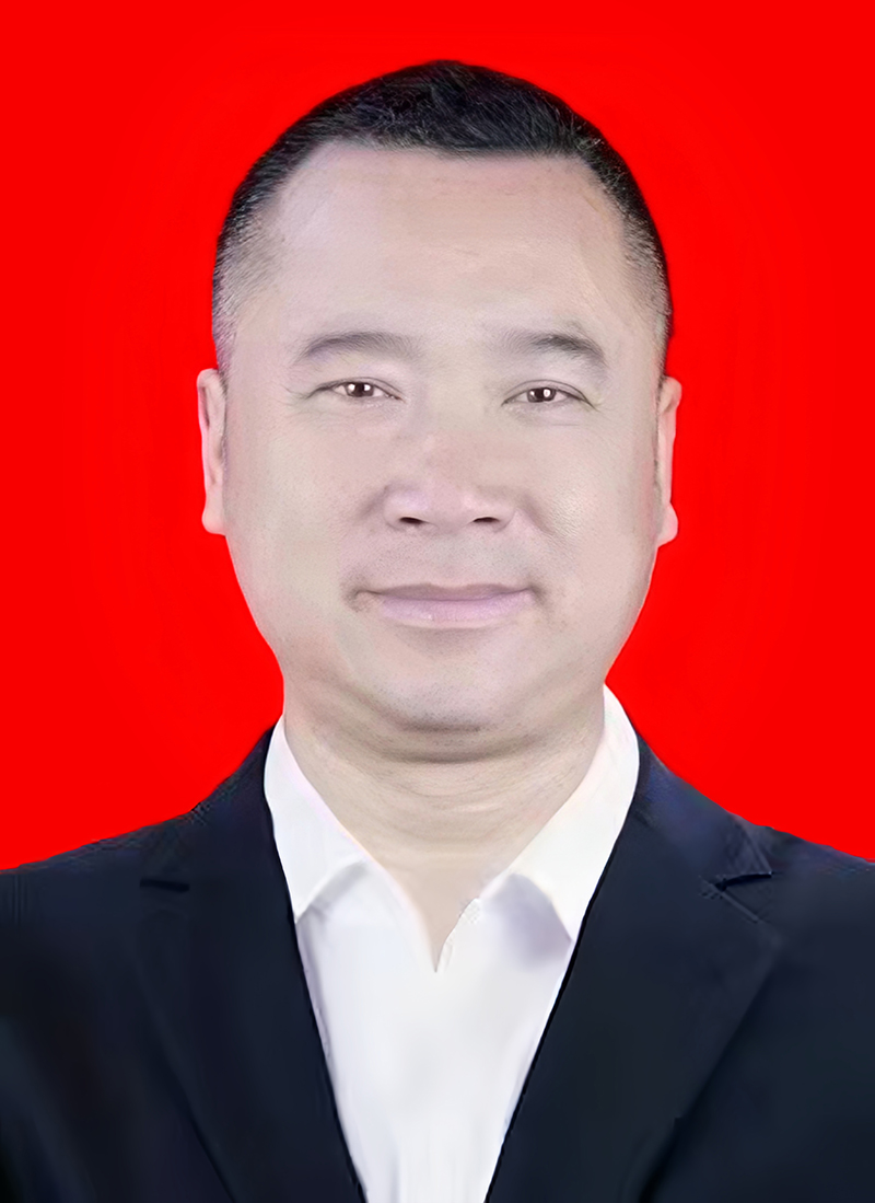 陈维兵  副会长，彝良鑫达农业发展有限公司总经理