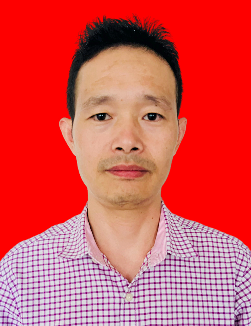 陶勇胜  副会长，云南崇泰商贸有限公司总经理