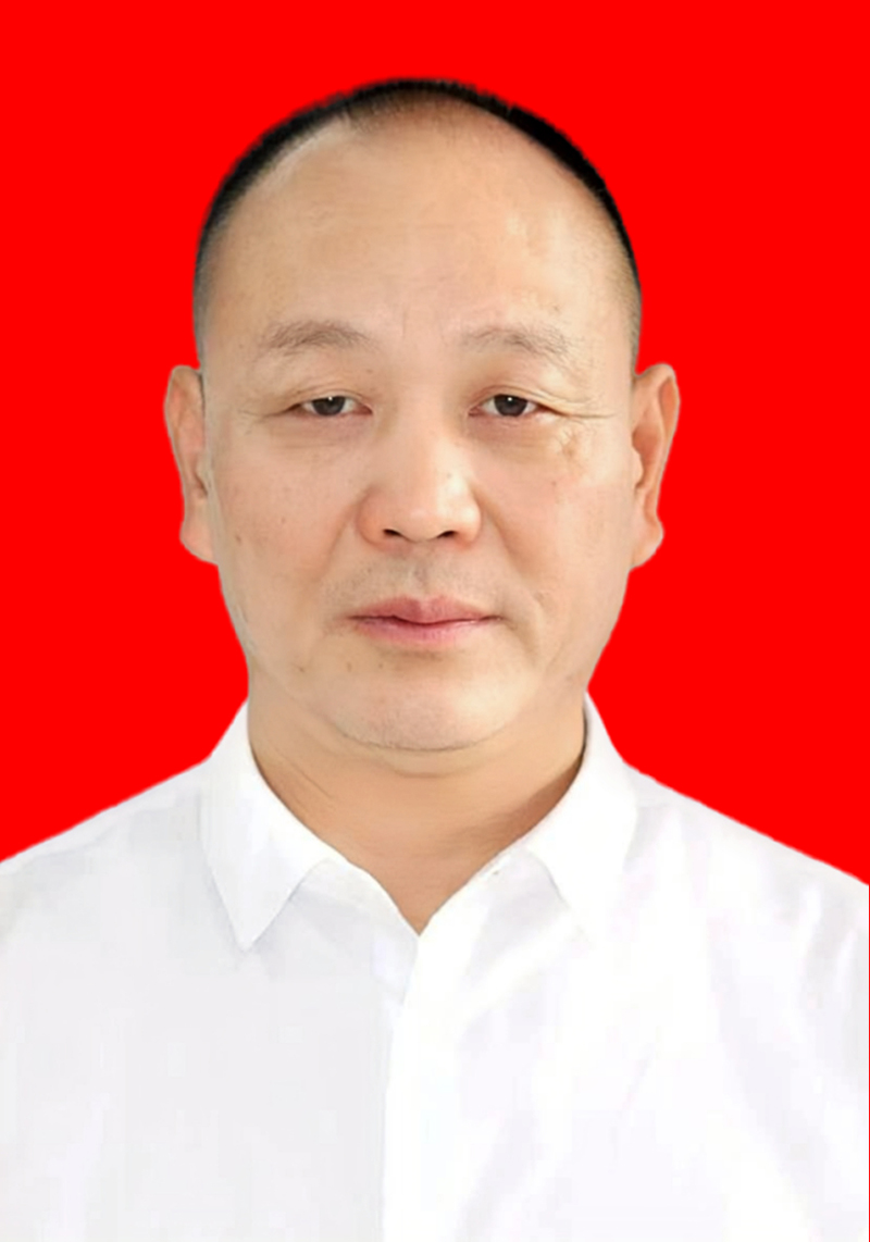 罗鉴富  常务副会长，海南景晖科技发展有限公司董事长，海南省新时代农业科技研究院院长