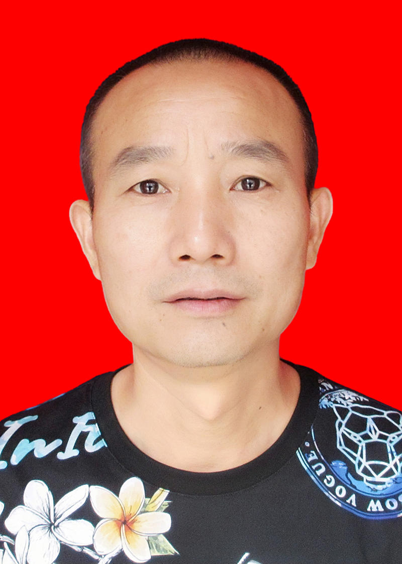 胡桂龙  副会长，红河古月商贸有限公司董事长