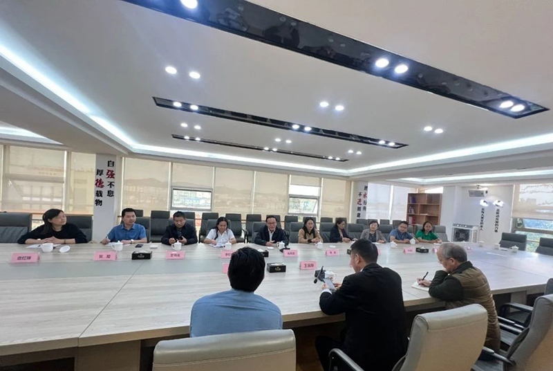 滇西科技师范学院党委书记阮凤斌率队考察执行会长单位云南巨力集团