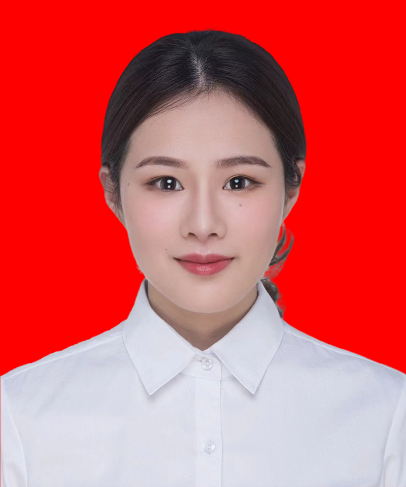 史晶莹  副会长，昆明纳鑫服装有限公司总经理