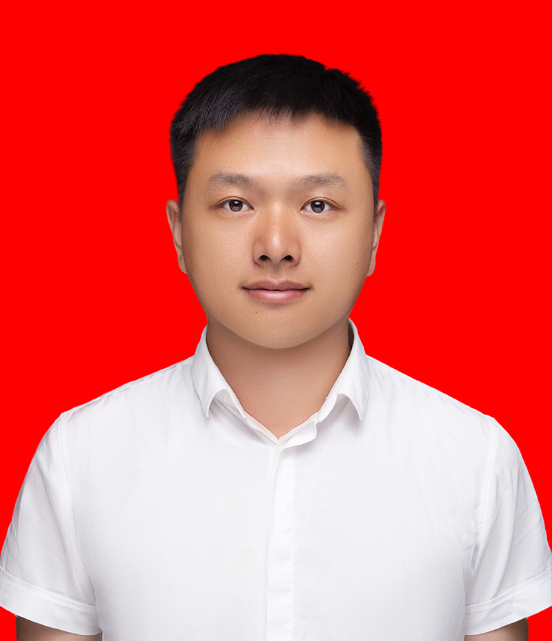 蔡平华   副会长，炬业科技发展有限公司总经理