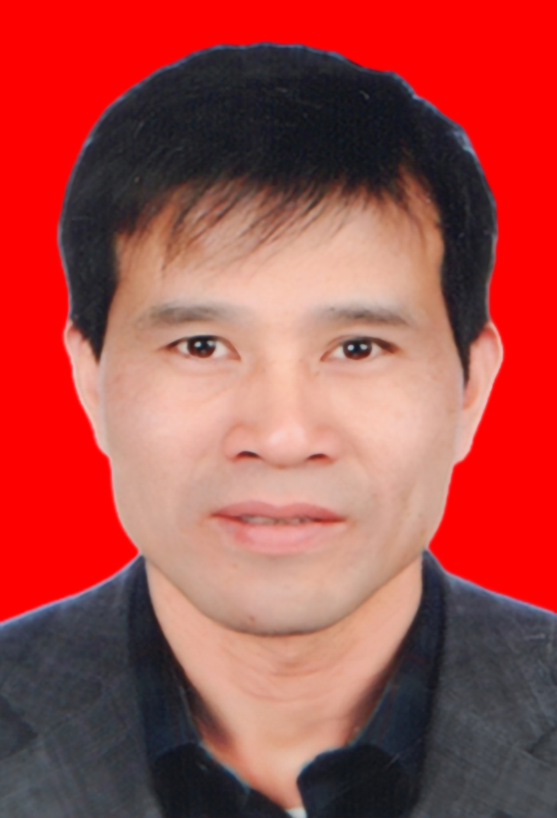林时宠  副会长，云南广厦房地产开发有限公司董事长