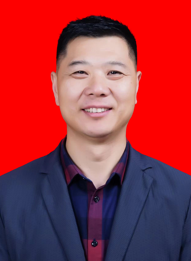 吴文斌  副会长，云南享满嘉商贸有限公司总经理