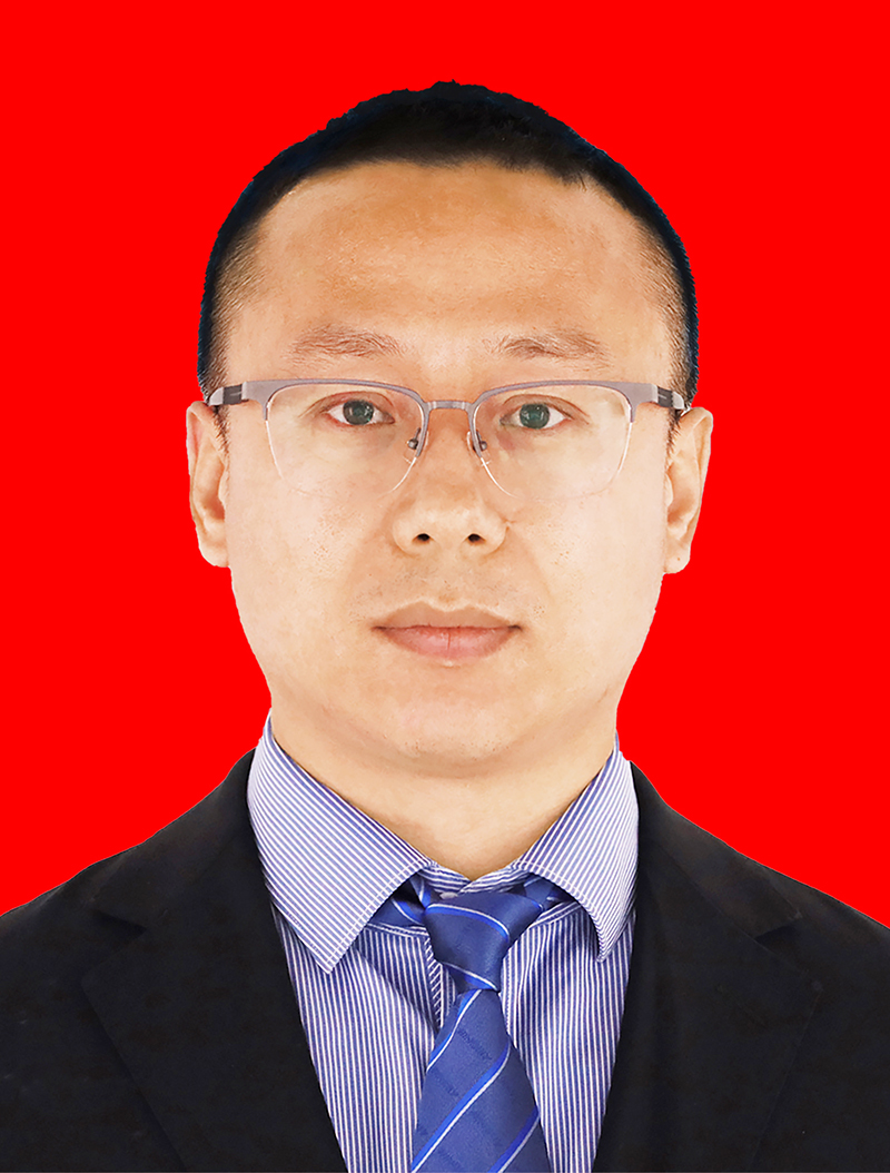 赵海涛  副会长，云南运达新能源有限公司总经理