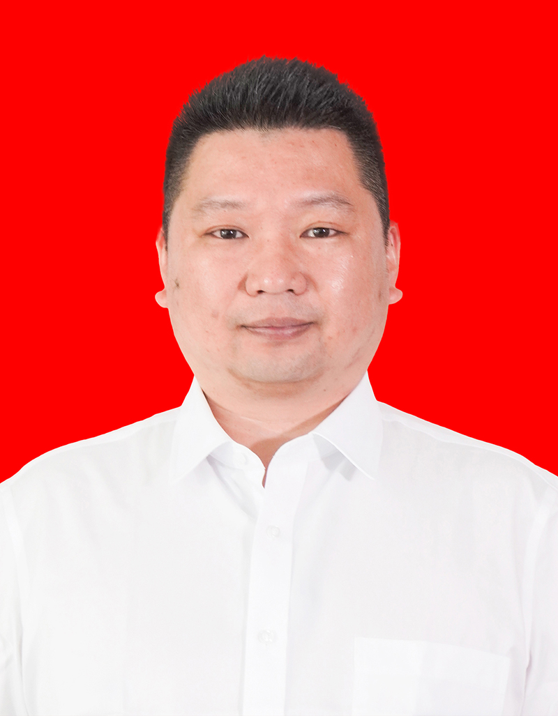 蒋国祥   常务副会长，云南奥斯迪科技有限公司总经理