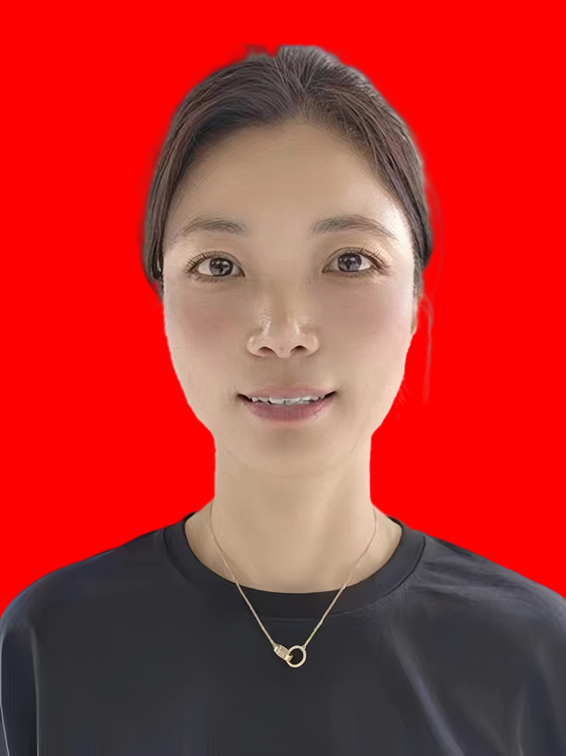 陈健英  副会长，昆明市官渡区陈健英服装经营部总经理