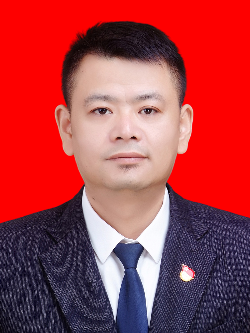 陈剑锋  副会长，红河州建材行业商会会长， 红河州浩邦商贸有限公司总经理