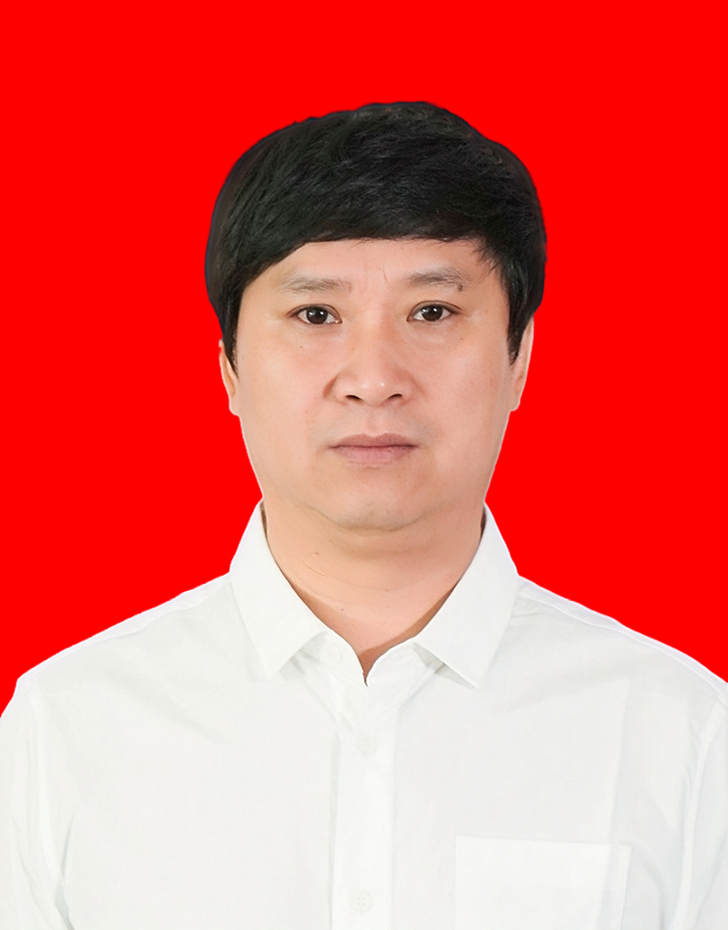 郑海辉  常务副会长，云南通赢网络科技有限公司总经理