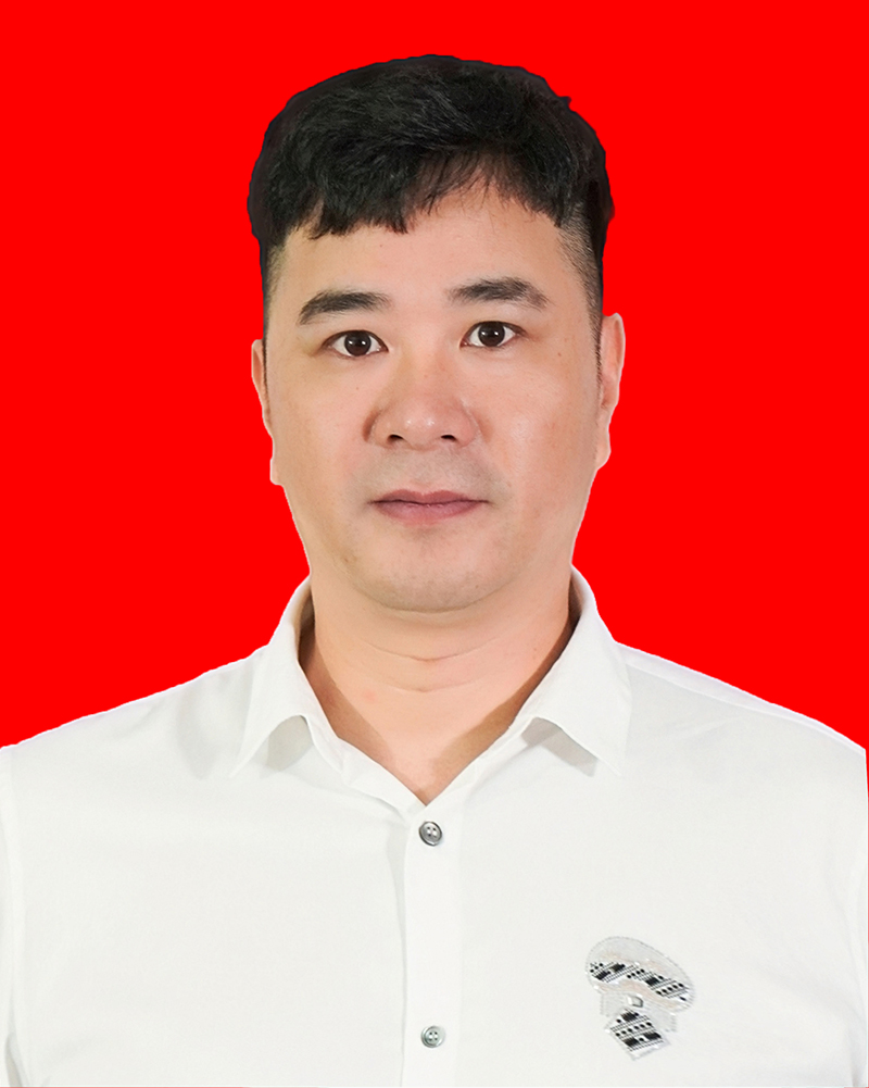 蔡智华  副会长，云南冠保商贸有限公司总经理