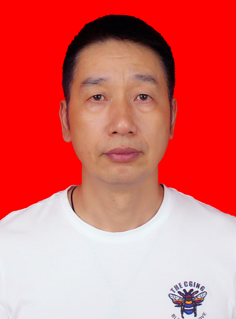 林建宏  副会长，楚雄实丰农业开发有限公司总经理