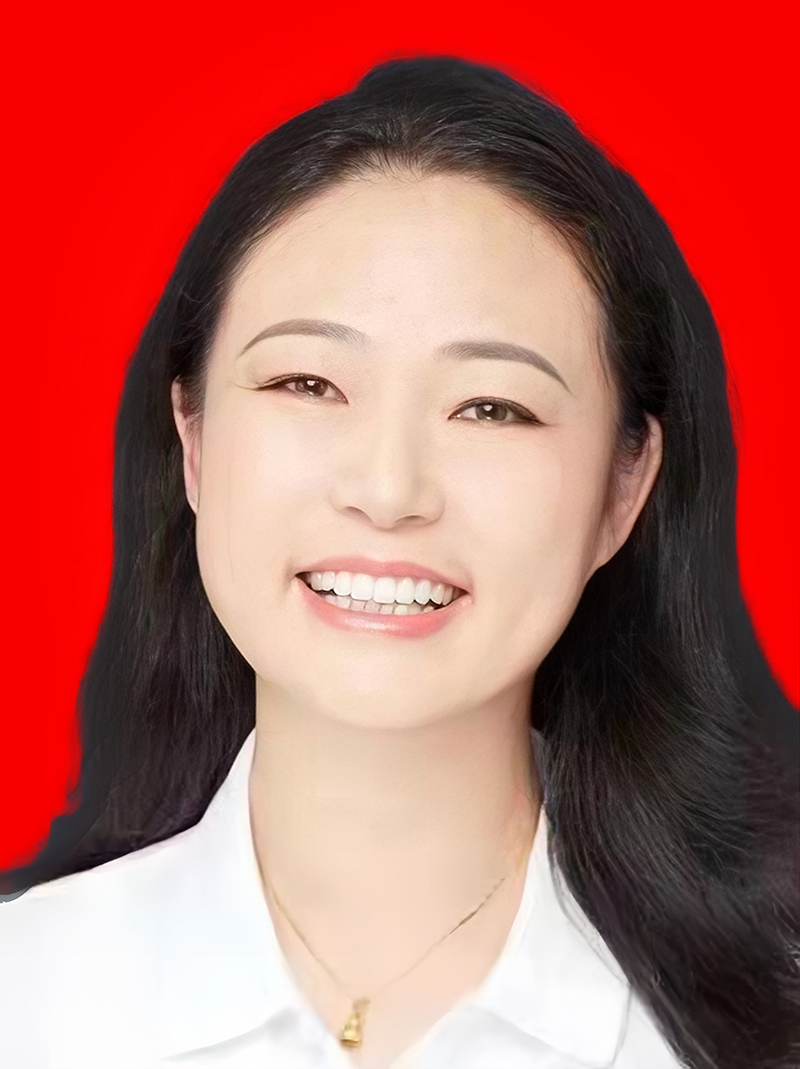 谭国仙   副会长，平安保险云南分公司销售经理