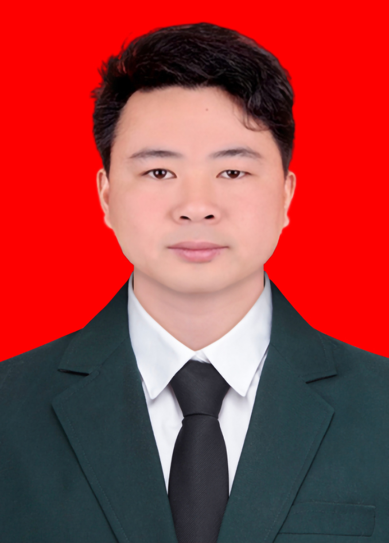 郑丽君  副会长，云南旭睿尚购商贸有限公司总经理
