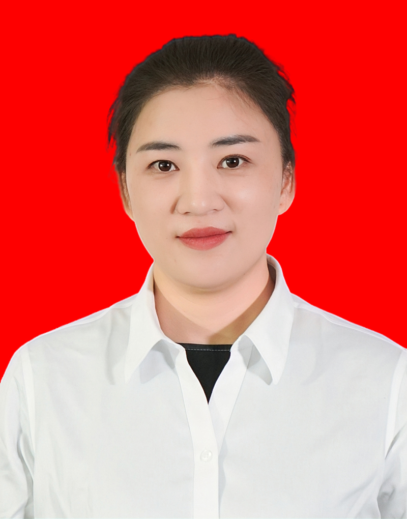 翁秋华  副会长，云南锦濠家园新能源科技有限责任公司总经理