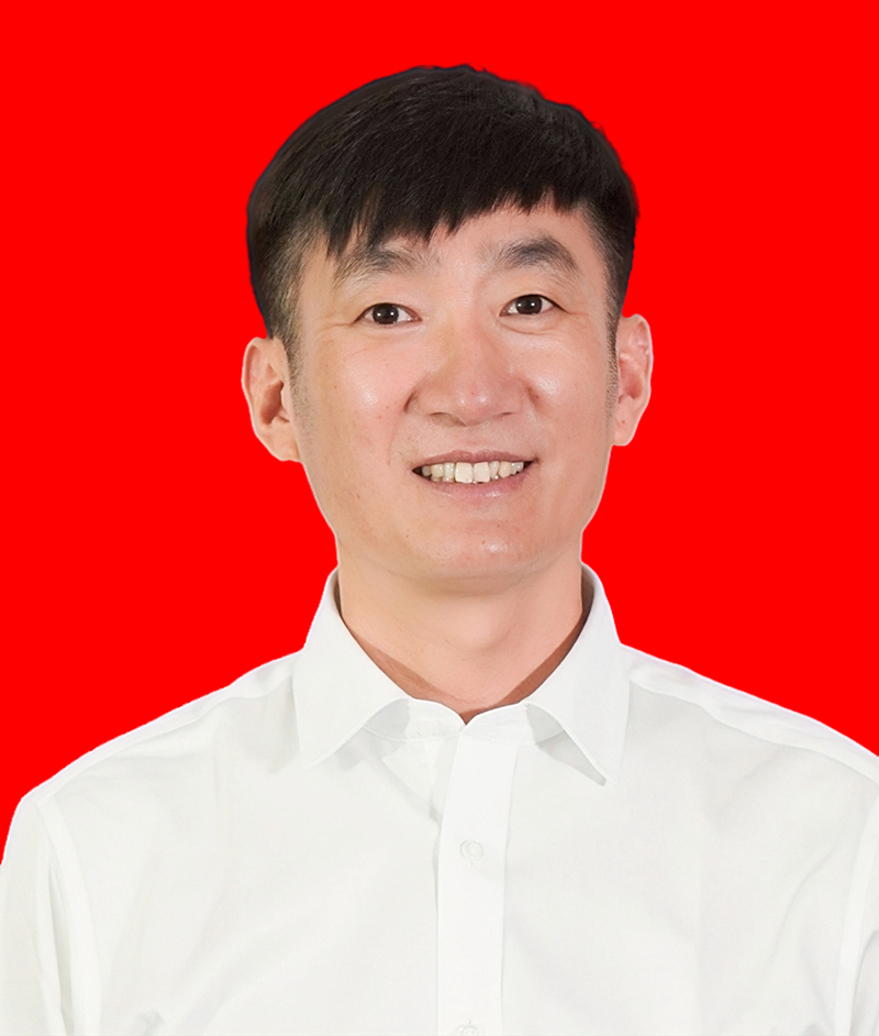 潘杰  副会长，云南玛高高贸有限公司总经理