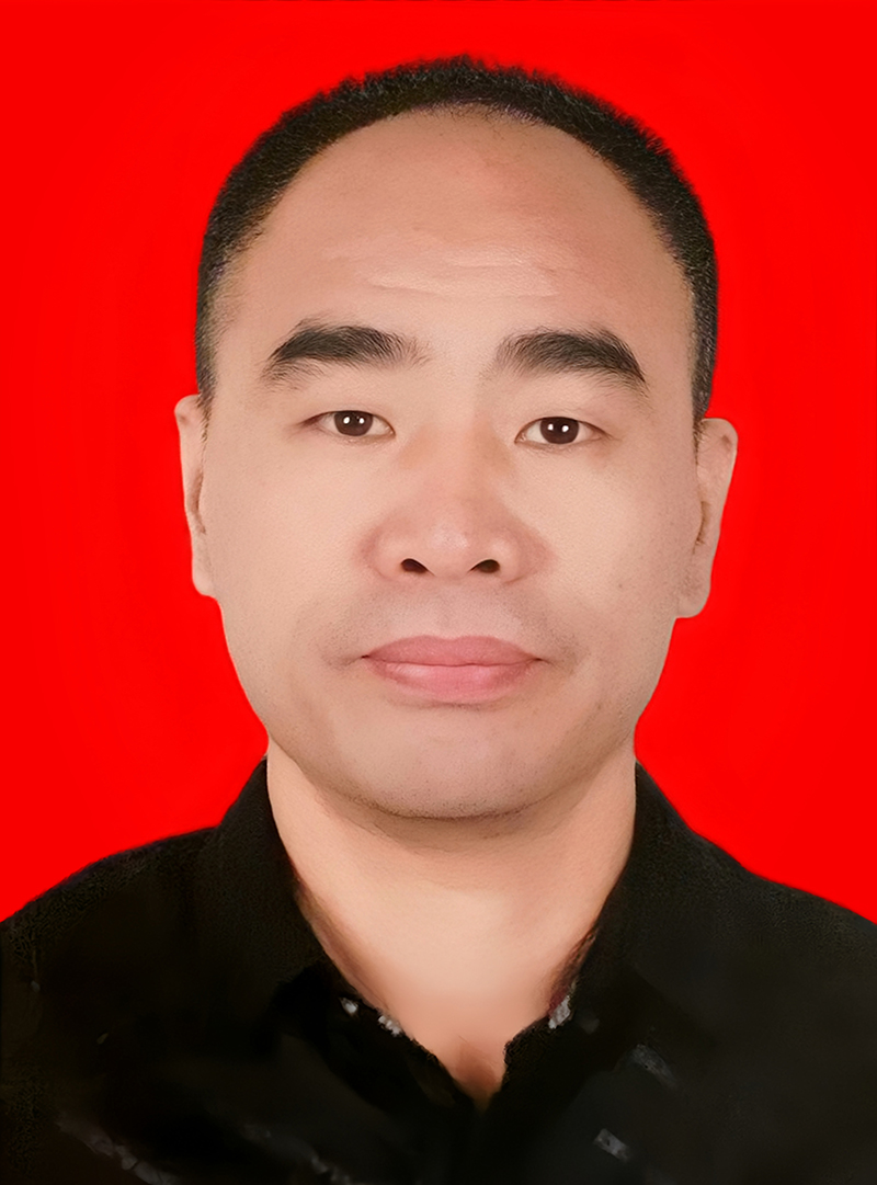 丁养善  副会长，云南鹏泰实业有限公司董事长