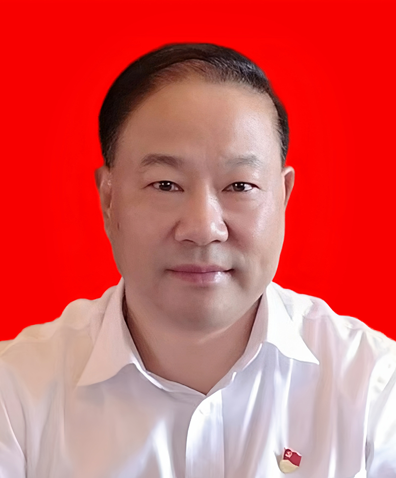 罗云明  党委第一书记，执行会长，云南省宁波商会会长，云南浙商实业管理有限公司董事长